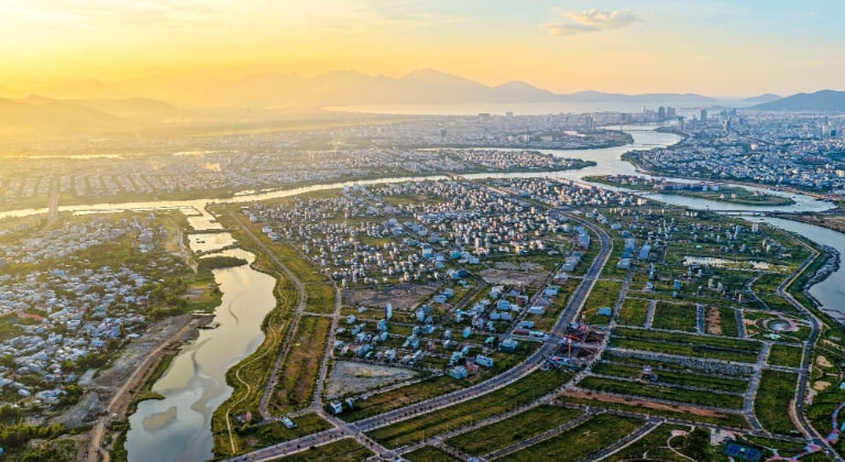 Tổng Quan Thị Trường Mua Bán Đất Nền Hòa Xuân 2025